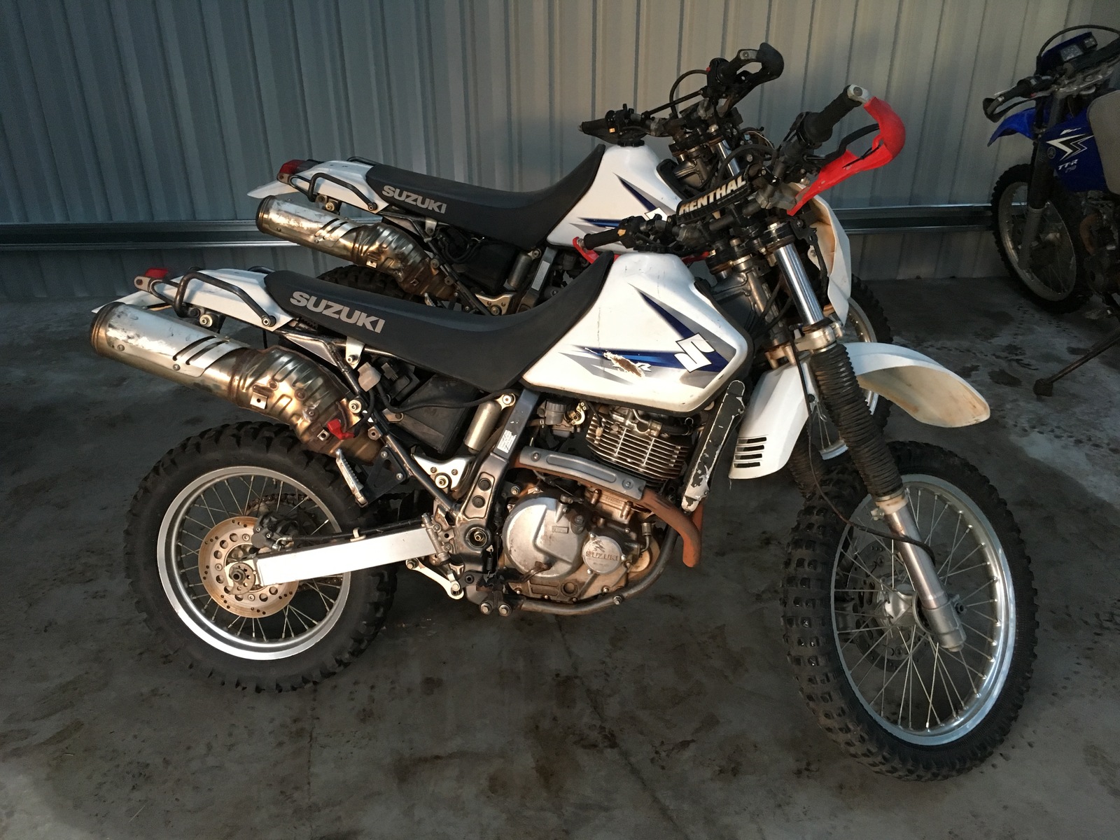 WRECKING SUZUKI DR 650 THIS LISTING IS FOR THE USED CDI