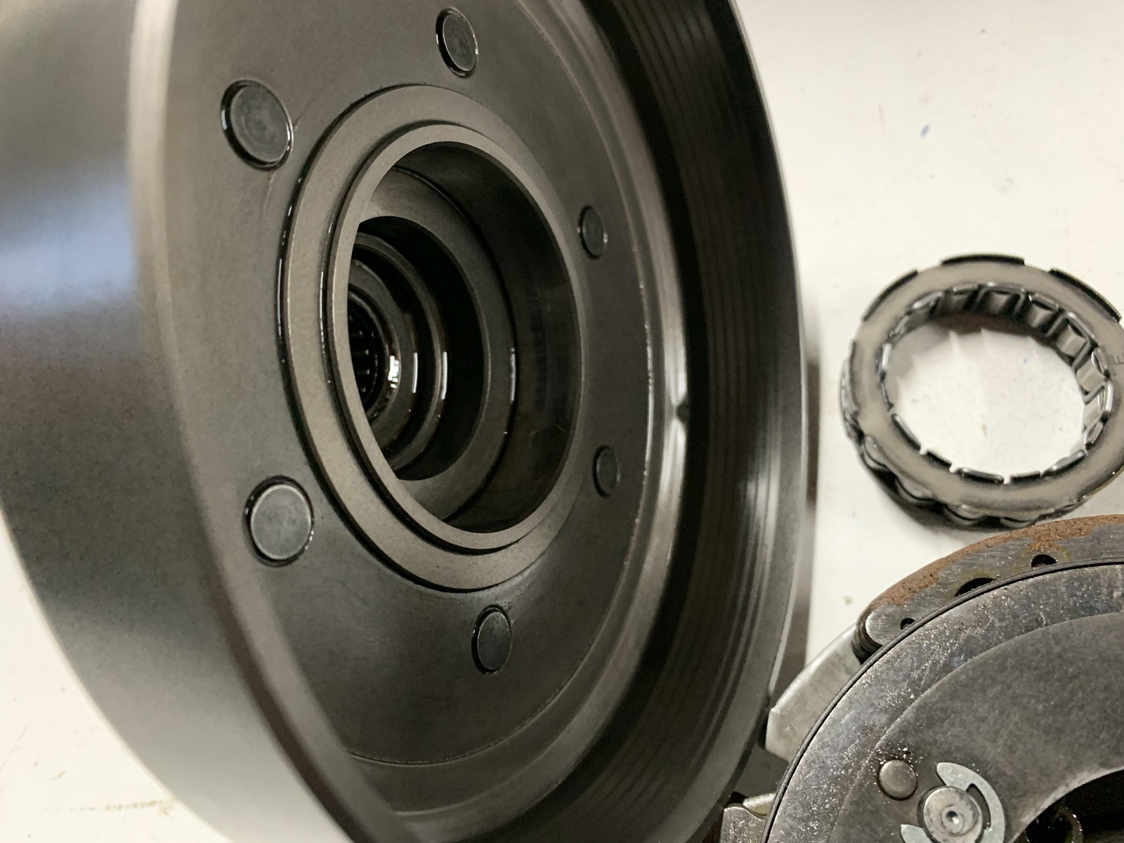 thumbnail image 2 of Tarazon Wet Clutch Drum Housing For Yamaha Grizzly 350 & Bruin 350 (2004-2014) – 5UH-16611-00-00 2 of 3