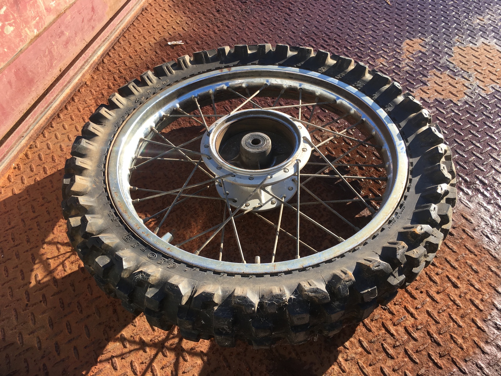 SUZUKI DR 200 TROJAN FARM AG BIKE REAR 18 INCH WHEEL RIM