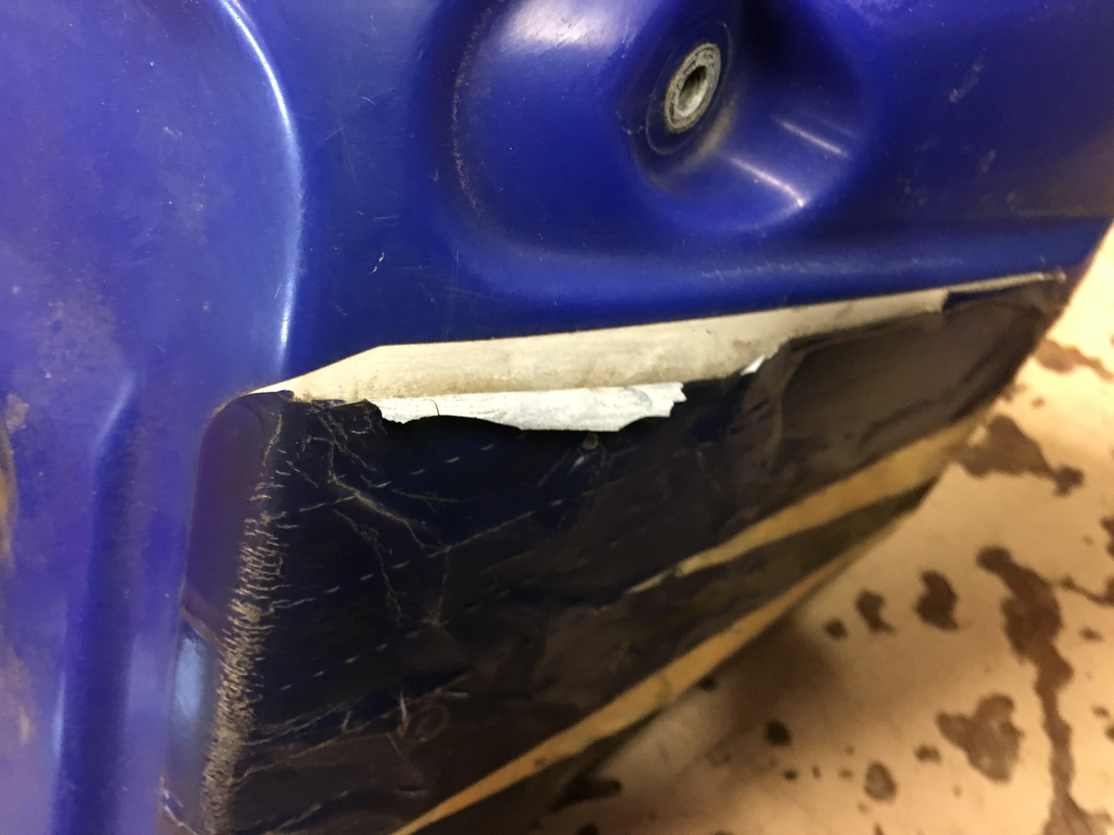 YAMAHA TTR 125 USED FUEL / PETROL TANK PLASTIC BLUE 01 07