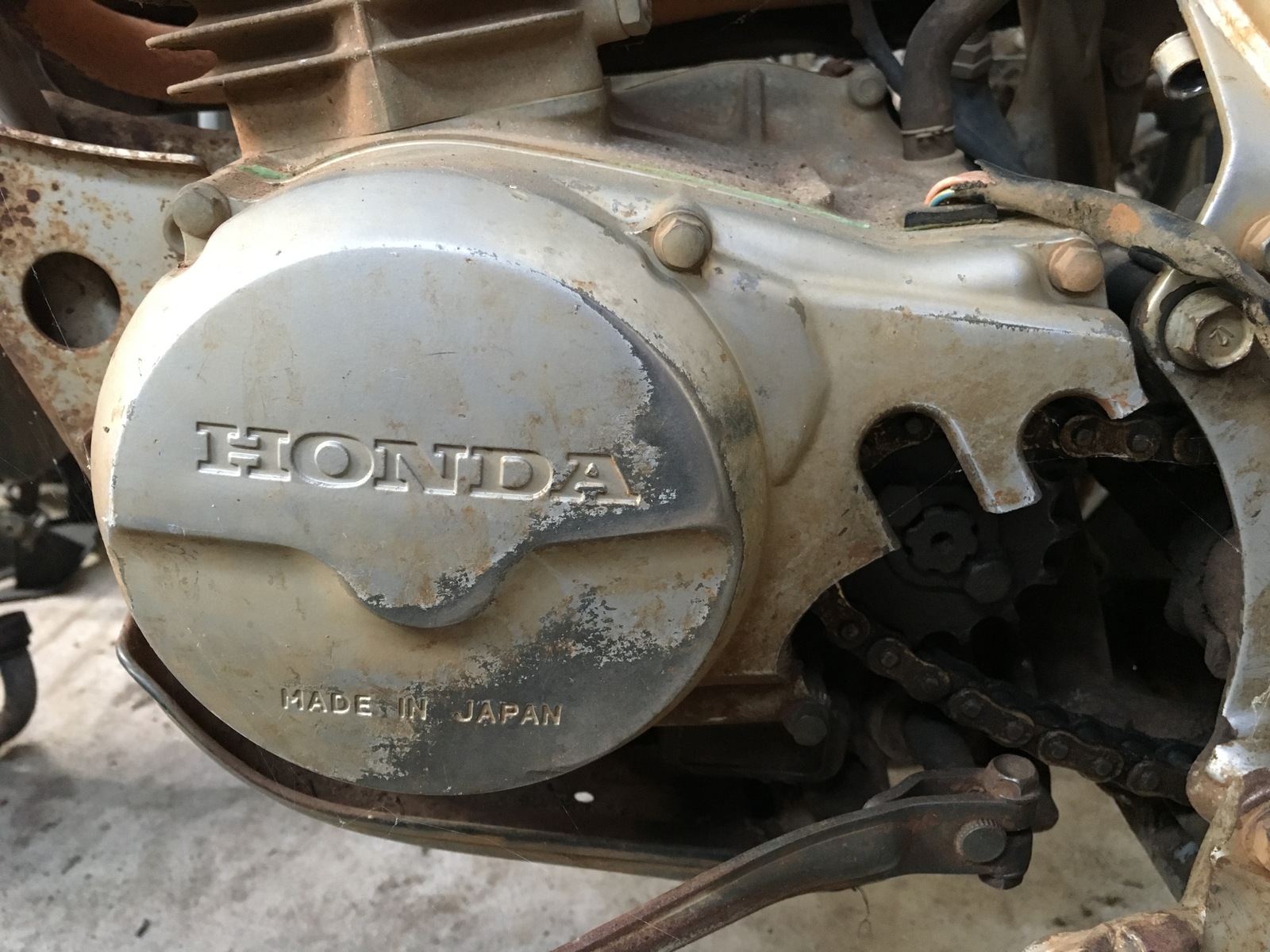 WRECKING HONDA CRF 100 80 2004 2009 LEFT CRANK CASE ALT COVER