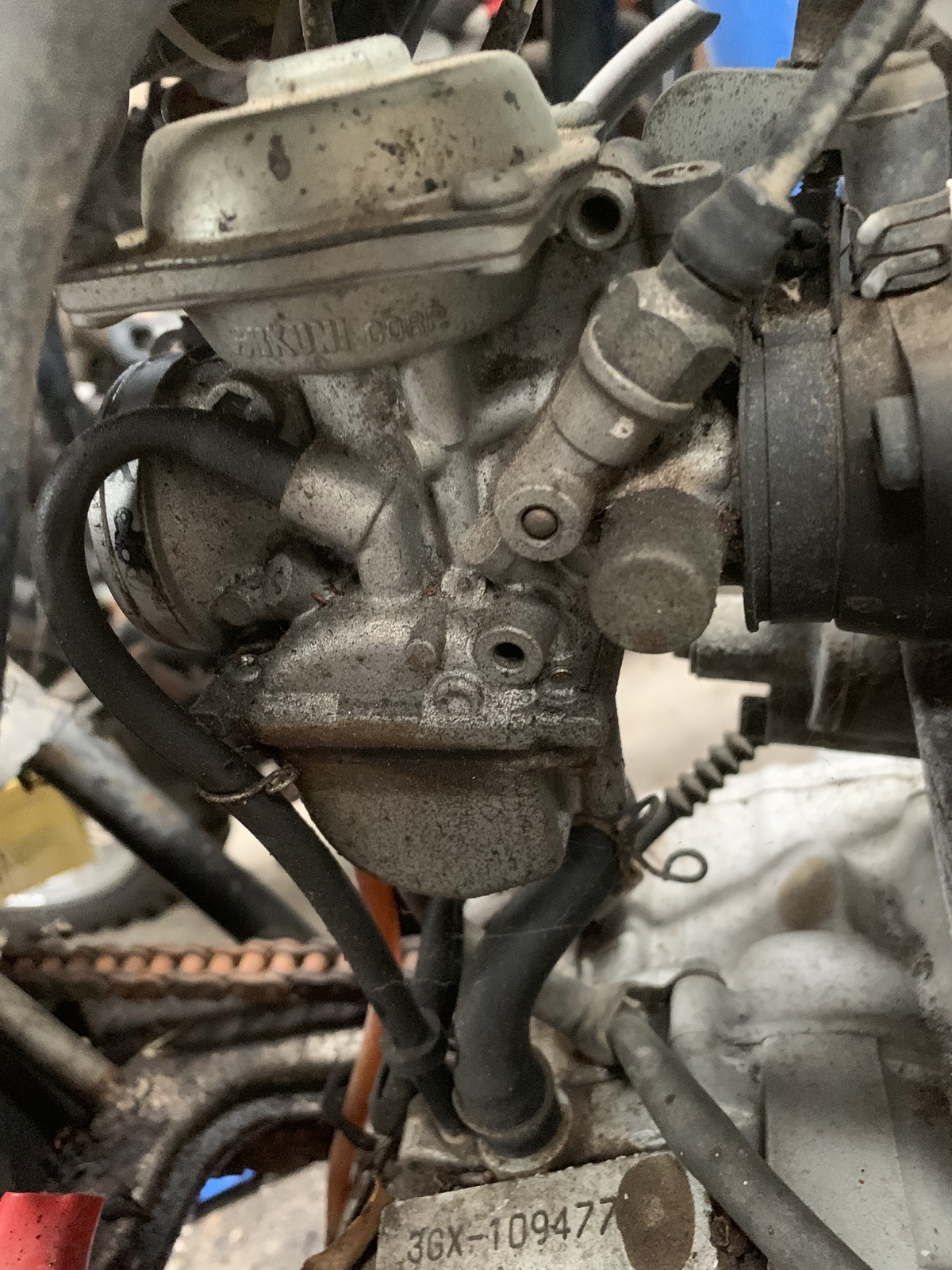YAMAHA AG 200 USED CARBURETOR GOOD USED CONDITION NO CABLES FITS ALL