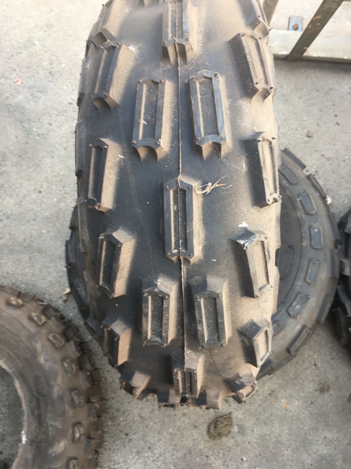 KENDA PATHFINDER 22 X 10 X 10 ATV QUAD TYRE YAMAHA KYMCO