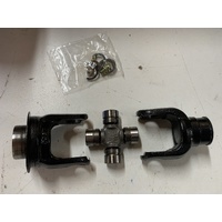 SUZUKI EIGER LTA 400 LTF FRONT PROP TAIL SHAFT UNI YOKES ENGINE END 