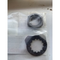 YAMAHA YZ 250 2 ST YZF WRF 400 FRONT SPROCKET NUT & LOCK WASHER