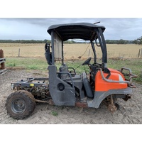 KUBOTA RTV 900 5 STUD WRECK INCOMPLETE  MISSING HEAD