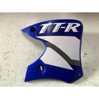 YAMAHA TTR 90 RIGHT HAND SIDE FUEL TANK SHROUD SIDE COVER