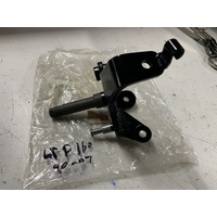 SUZUKI LT LTF 160 LEFT HAND KNUCKLE STUB AXLE  51240-02C01