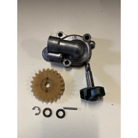 YAMAHA DT 200 R WATER PUMP IMPELLER HOUSING GEAR