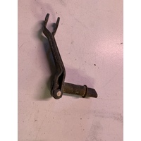 YAMAHA TTR 125 REAR BRAKE PIVOT CAM AND LEVER ARM