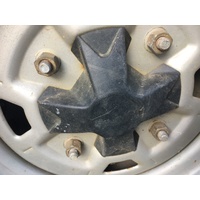 CANAM OUTLANDER 500 CENTER WHEEL HUB CAP