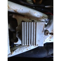 YAMAHA DT 200 VOLTAGE REGULATOR RECTIFIER       WRECKING MOST PARTS AVAILABLE 
