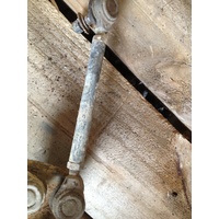 SUZUKI LT 80  TIE ROD - WITH BOTH ENDS STEERING ARM 