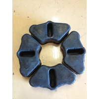 HONDA CT 110 POSTIE CUSH DRIVE , REAR SPROCKET RUBBERS . DRIVE RUBBER