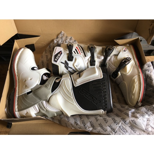 TCX COMP 2 OFF ROAD DIRT BIKE BOOTS WHITE SIZE EURO 44 US 10
