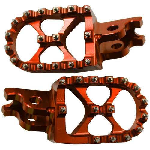 KTM 125 150 250 350 450 SX SXF XCF XC ORANGE ALLOY FOOT PEGS 57 mm WIDE 798