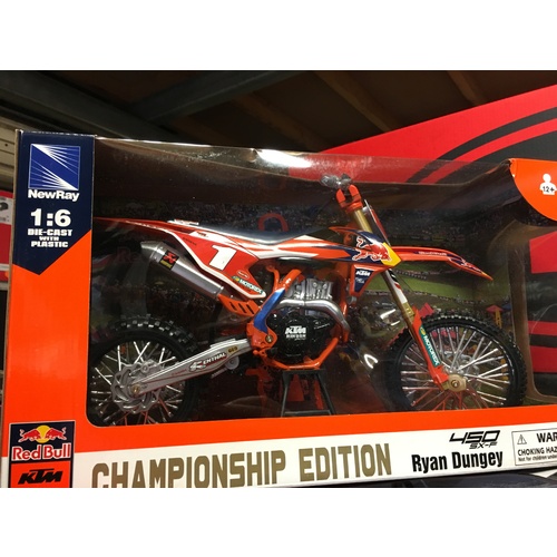 RYAN DUNGEY KTM 450 CHAMPIONSHIP MODEL DIECAST HUGE 1:6 SCALE GIFT IDEA REDBULL