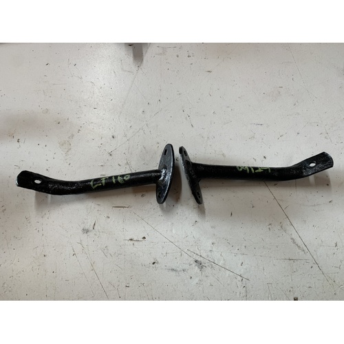 SUZUKI LT LTF 160 REAR PLASTIC FENDER LOWER MOUNTS LEFT AND RIGHT BRACKET