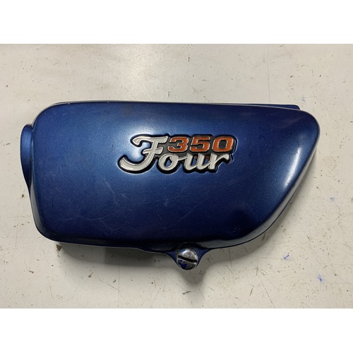 HONDA CB 350 4 FOUR LEFT HAND PLASTIC SIDE COVER & BADGE