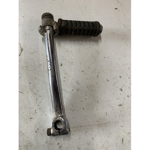 YAMAHA LS3 100 KICK START STARTER LEVER  GOOD SPLINES