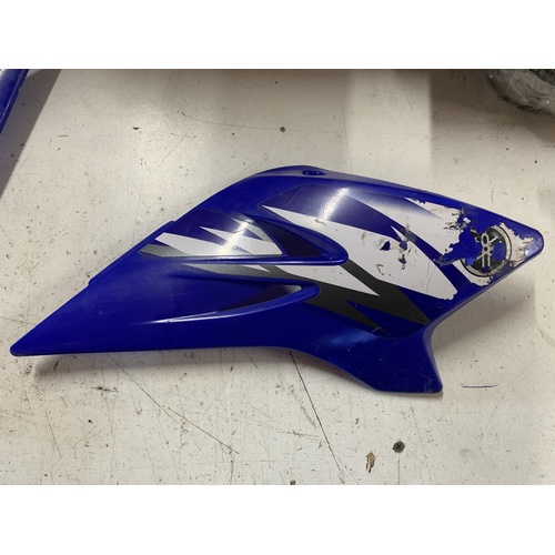 YAMAHA TTR  50 E  GENUINE RIGHT HAND FUEL TANK COVER SHROUD 2006 - 2024
