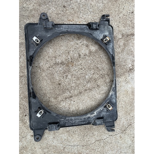 KAWASAKI MULE 4010 diesel  KAF 950 2009 - 2013 RADIATOR COOLING FAN SHROUD PLASTIC MOUNT