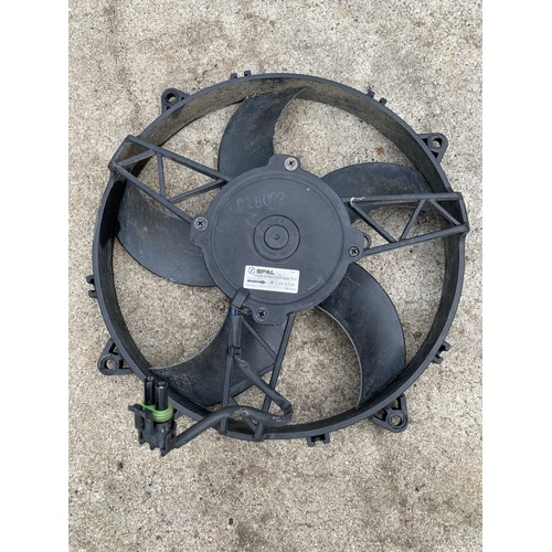 KAWASAKI MULE 4010 diesel  KAF 950 2009 - 2013 RADIATOR COOLING FAN 