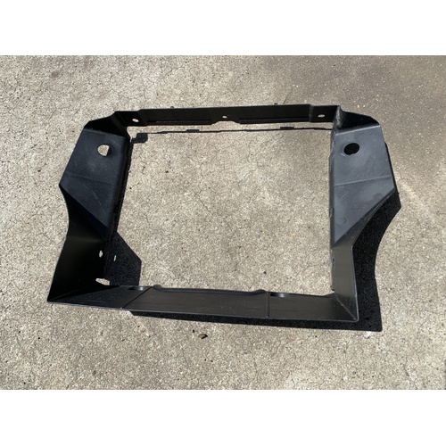 HONDA PIONEER SXS 700 cc RADIATOR SHROUD SCOOP FRONT 