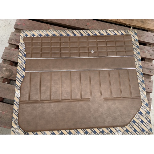 IVECO INTERNATIONAL LEFT PASSENGER DOOR INNER CARD NOS 3250287R3 