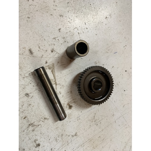 SUZUKI   OZARK   LTF 250 STARTER MOTOR IDLE GEAR , SHAFT , SPACER ASSY