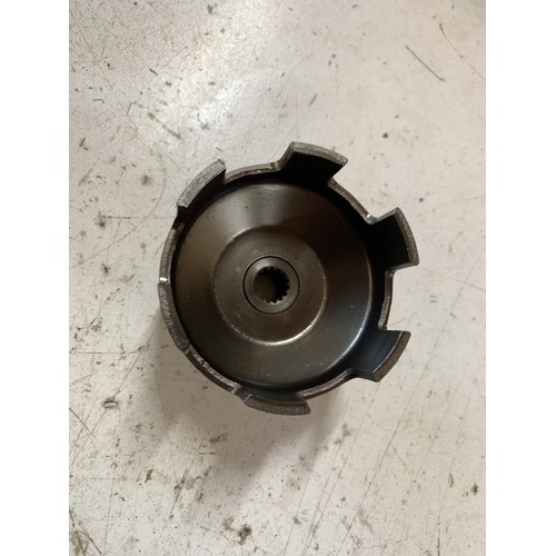 SUZUKI   OZARK   LTF 250 RECOIL PULL STARTER CUP GEAR 