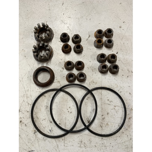 HONDA TRX 350 400 450  REAR  END DIFF AXLE TUBE NUTS SPACER ORINGS HARD WEAR