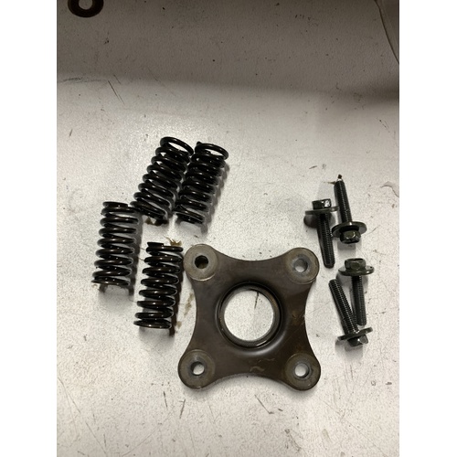 YAMAHA BRUIN BIGBEAR 250 MANUAL CLUTCH CENTER STEEL PRESSURE PLATE SPINGS BOLTS