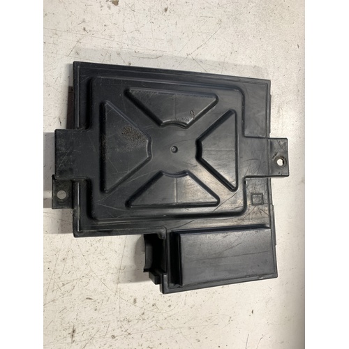 HONDA PIONEER SXS 500 520 BLACK PLASTIC BATTERY COVER 