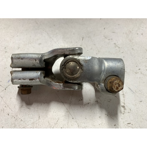 HONDA PIONEER SXS 1000 700 520 500 STEERING SHAFT UNI JOINT TOP OR BOTTOM