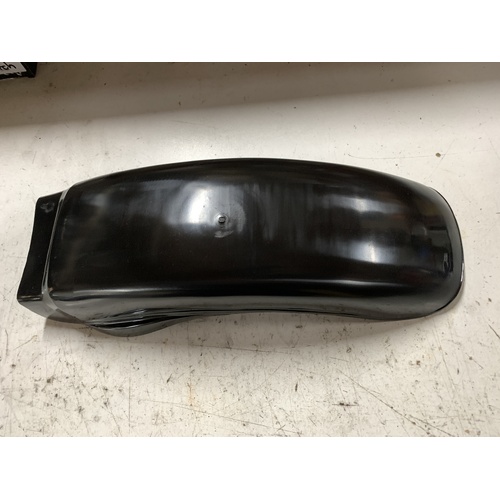 BLACK MINI BIKE REAR PLASTIC GUARD FENDER UNI FIT NOT OEM SIMULAR TO HONDA XR 80 100