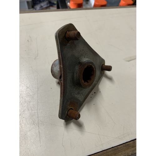 SUZUKI LT 50 TWO STROKE KIDS QUAD REAR WHEEL HUB