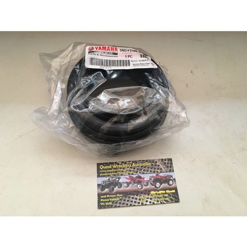 YAMAHA GRIZZLY BRUIN 350 REAR SWING ARM / TAIL SHAFT  BOOT  5ND