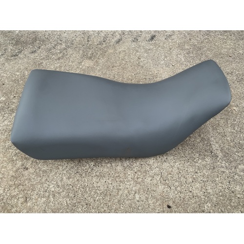 KAWASAKI KLF 220 250 SEAT BAYOU WORK HORSE GREY 
