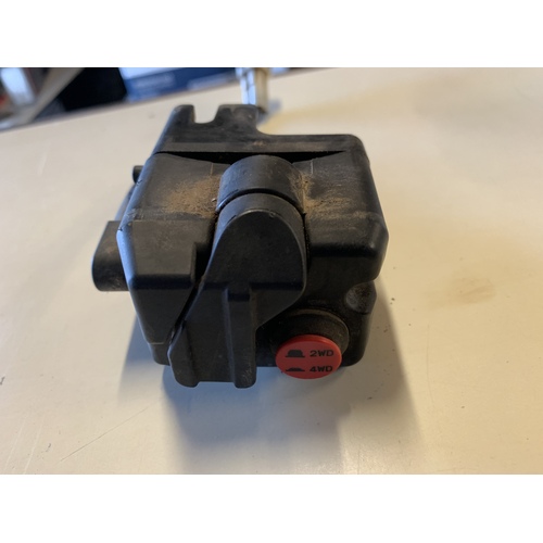 YAMAHA RHINO YXR 660 700 2X4 4X4 FRONT DIFF LOCK SWITCH