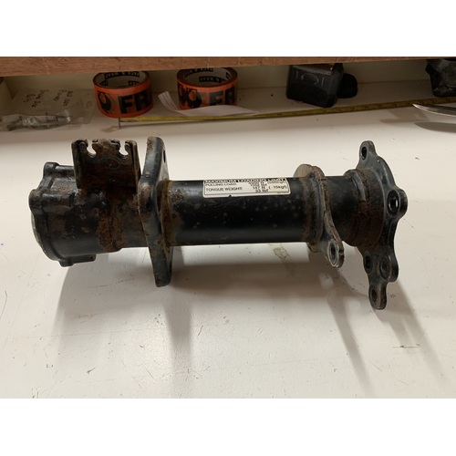 YAMAHA BRUIN / GRIZZLY 350 KODIAK 400 REAR LEFT AXLE TUBE TOW BAR MOUNT