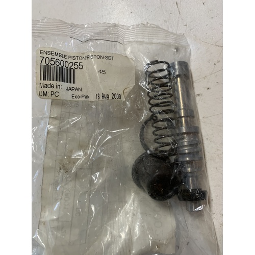 CANAM OUTLANDER GEN 1 REAR FOOT BRAKE MASTER CYLINDER RECO KIT 2003 - 2012