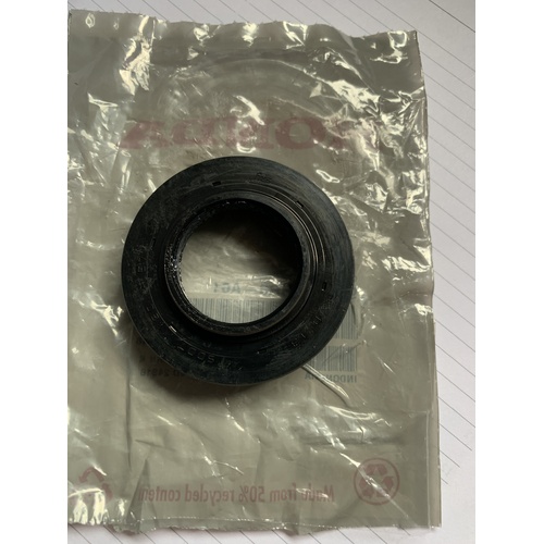 HONDA TRX 420 500 520 FM6 F6 FA7 IRS REAR DIFF SIDE SEAL 91251-HR6-A61