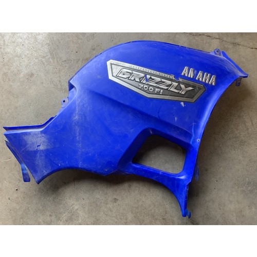YAMAHA GRIZZLY 550 700 RIGHT BLUE PLASTIC SIDE COVER 2007 - 2011