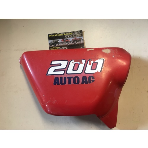 HONDA CT 200 AUTO AG RIGHT SIDE PLASTIC COVER RED