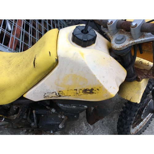 WRECKING SUZUKI DS 80 PARTS  THIS IS FOR A YELLOW PLASTIC FUEL PETROL TANK