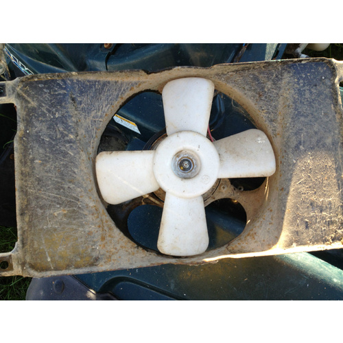 USED LTF 500 FW 4X4  QUAD RUNNER MASTER RADIATOR  COOLING FAN. , WRECKING QUADS