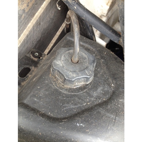 YAMAHA GRIZZLY 300 2012  FUEL CAP              QUAD WRECKERS
