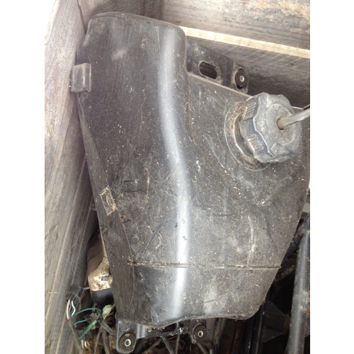 YAMAHA GRIZZLY 300 2012  FUEL TANK              QUAD WRECKERS