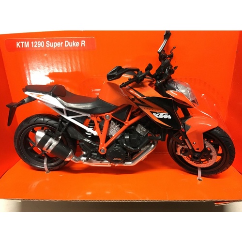 KTM 1290 SUPER DUKE   TOY MODEL  DIECAST  1:12 SCALE 